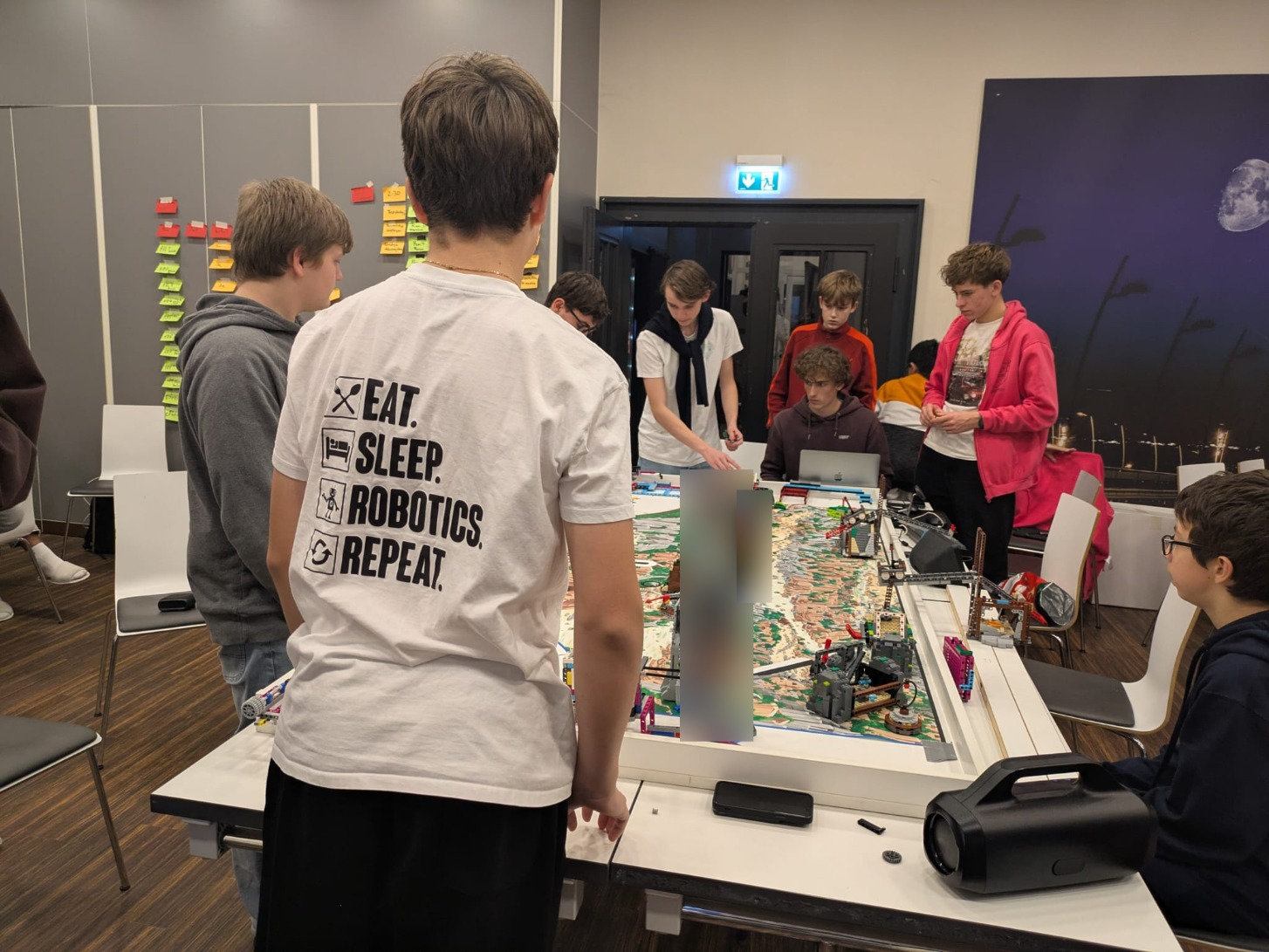 &ldquo;Eat. Sleep. Robotics. Repeat. Das Motto der Fahrt!&rdquo;!