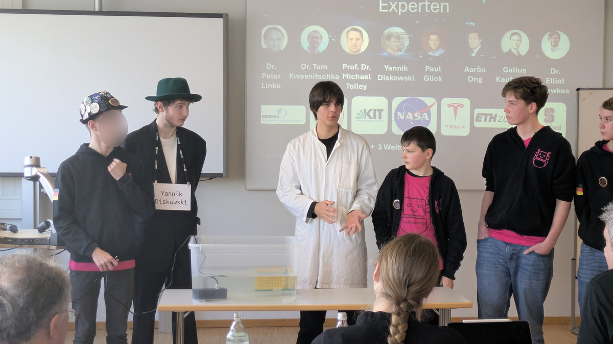 In der Forschung präsentierte StrgR einen Unterwasser-Roboter