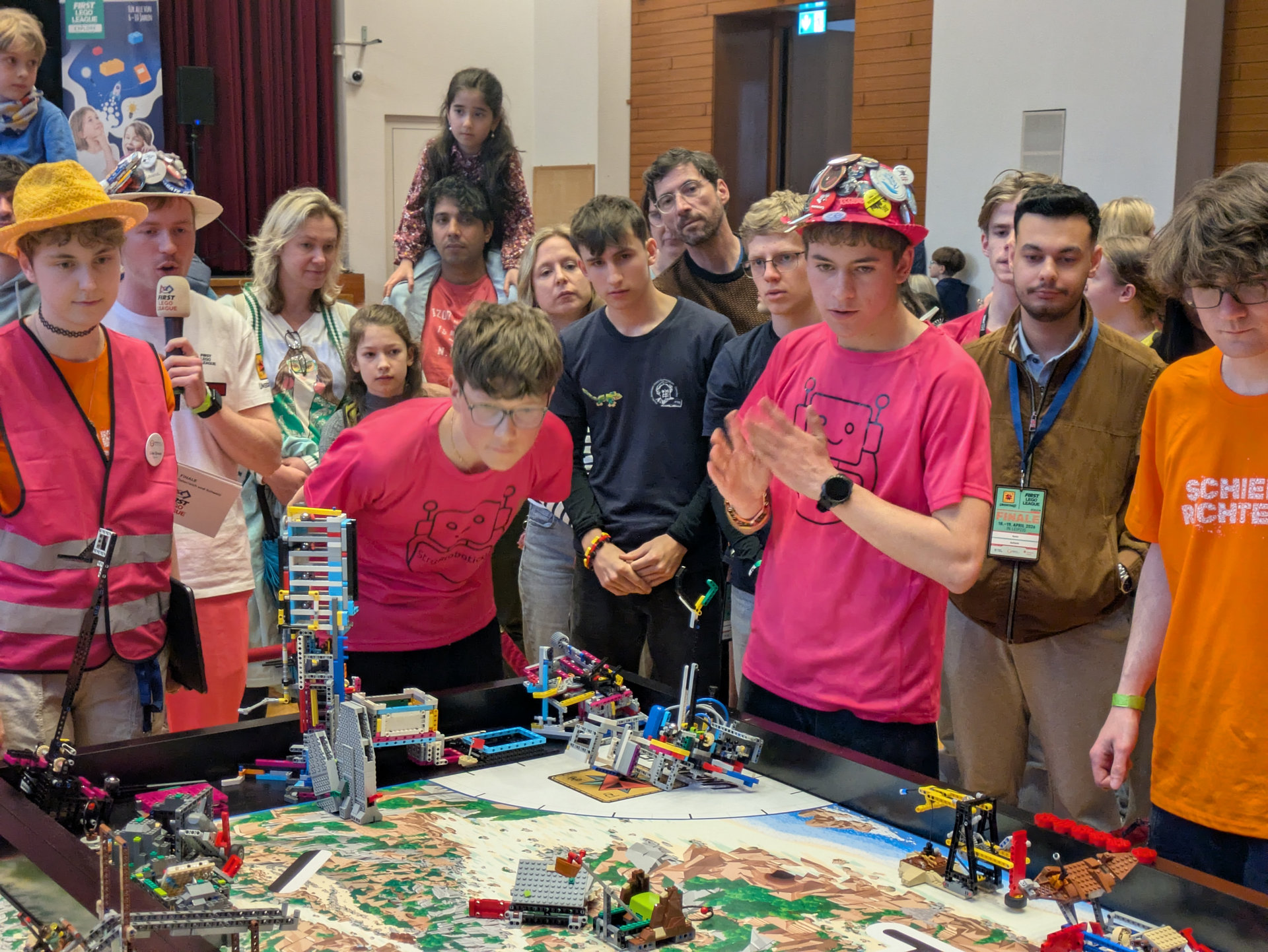 Spannung pur beim Robot-Game